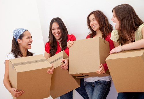Packing boxes for house removals in Monument