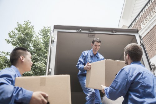 Professional flat removals planning in Monument central London