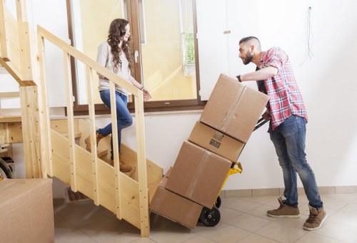 Careful packing for fragile items during Monument flat removals